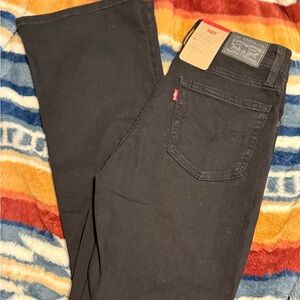 Levi's 725 High-Raise Jeans